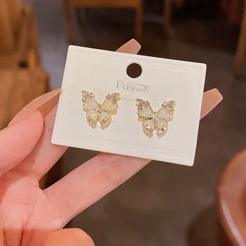  Търговия На Едро С Малка Пеперуда Циркон Обеци Във Формата На Миди Сладък Модни Необичайни За Жени Подаръци