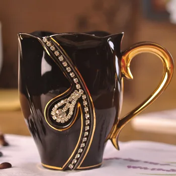  Креативен подарък елегантна 3d златна дръжка бяло черно колие с диаманти керамични порцеланова чаша за кафе с мляко, чай, чаши за влюбени голям капацитет